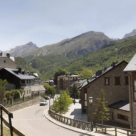 Acentor Alpino By Bevalle * Panticosa